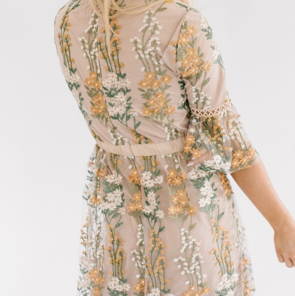 Polagram Dresses & Skirts - Beautiful Floral Embroidered Dress